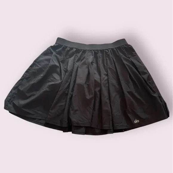 🎾 ALO Varsity Tennis Skort | Size L | Black Pleated 🎾