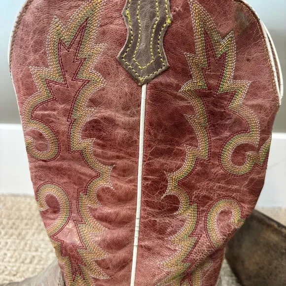 🐎 Ariat Square Toe Womens Cowboy Boots - size 6.5
