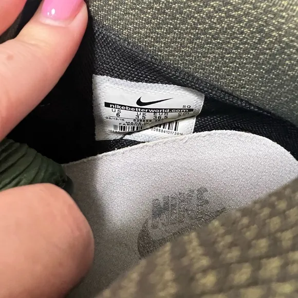 - Women’s Nike Dunk Sky high Green and Gray High-Top Sneakers in EUC- size…