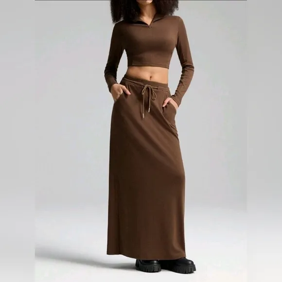 2 pcs Comfy Crop Top   Long Skirt Set - Valentine's Day