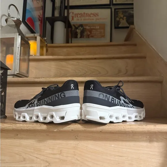 40% ⬇️ MSRP - On CloudMonster 2, Black, Men’s 14US