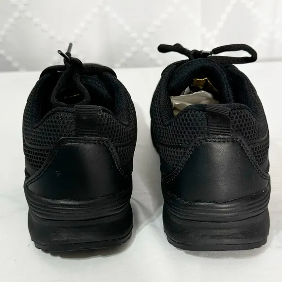 537. Sketchers Womens 9.5 Work Utility Composite Toe Memory Foam Black Shoes