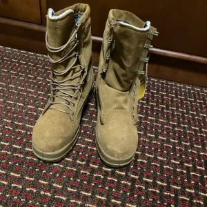 6.5 R Belleville Goretex Steel-toe combat boots
