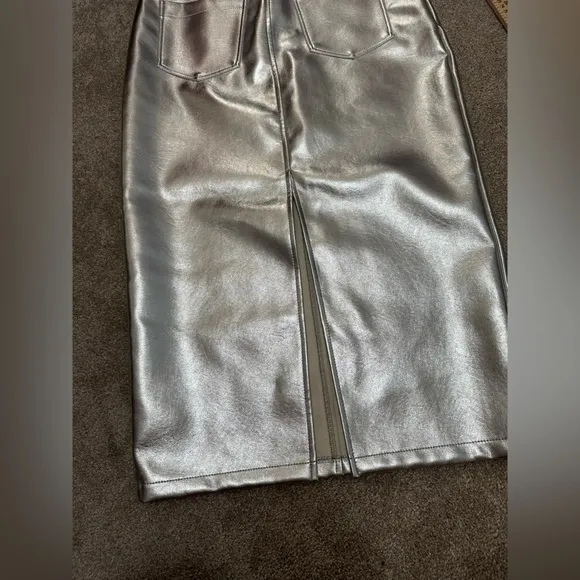 7 for All Mankind Metallic Silver Faux Leather Midi Skirt, NWT, size Small