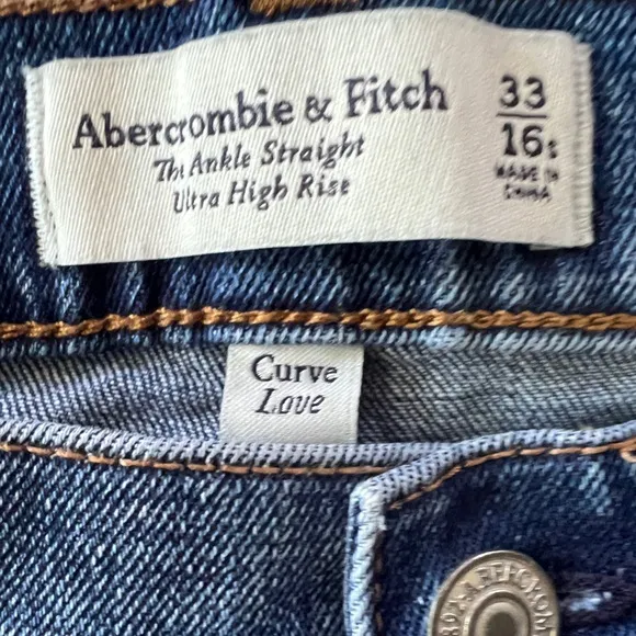 Abercrombie &amp; Fitch Curve Love Ultra High Rise Ankle Straight Jean Size 16 Short