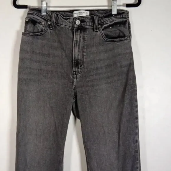 Abercrombie &amp; Fitch Ultra High Rise Ankle Straight Curve Love, Size 28 Women