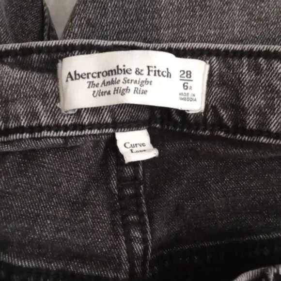 Abercrombie &amp; Fitch Ultra High Rise Ankle Straight Curve Love, Size 28 Women