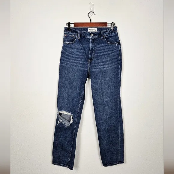 Abercrombie and Fitch Curve Love Ultra High Rise Ankle Straight Jean Size 29/8L