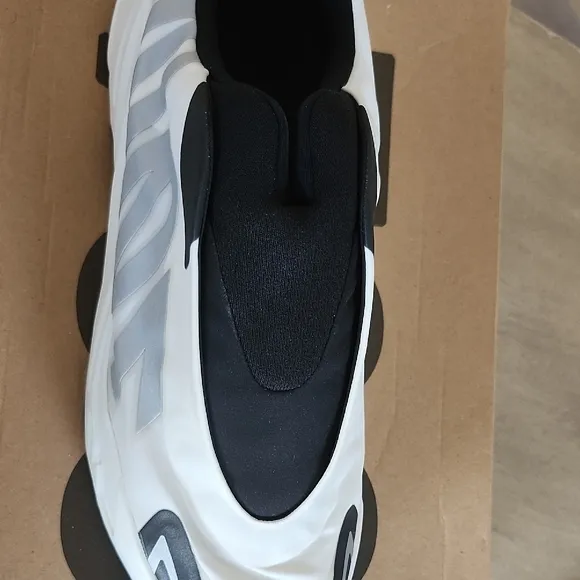 Adidas Black and White Sneakers with Laceless Design (Yezzys)