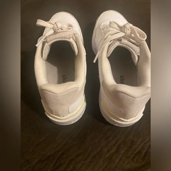 Adidas  cloud foam comfort shoes