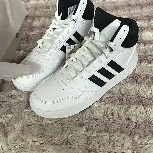 Adidas Hoops 3.0 sneakers size 5