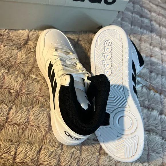 Adidas Hoops 3.0 sneakers size 5