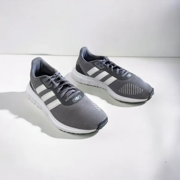 Adidas Men's Swift Run Sneakers in Gray &amp; White , Size 7.5
