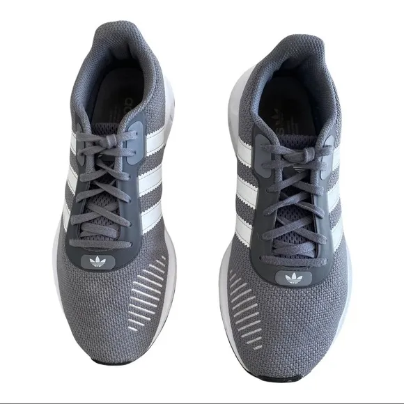 Adidas Men's Swift Run Sneakers in Gray &amp; White , Size 7.5