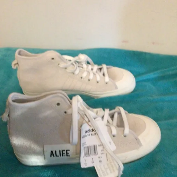 ADIDAS NIZZA HI  ALIFE SNEAKERS SZ 9.5 NWT