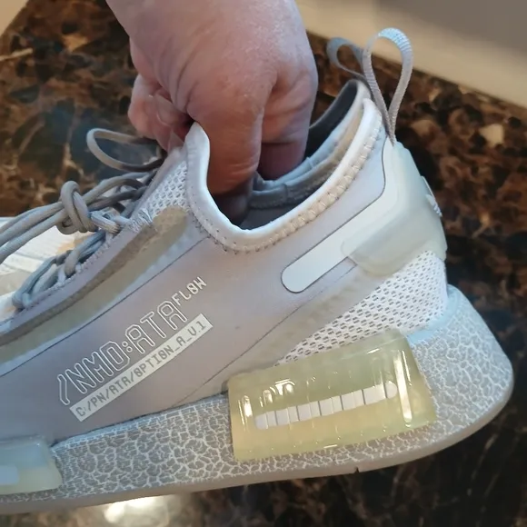 Adidas Originals Nmd_R1 Spectoo Athletic/Comfort/Lifestyle Shoes Size 6.5 Wom