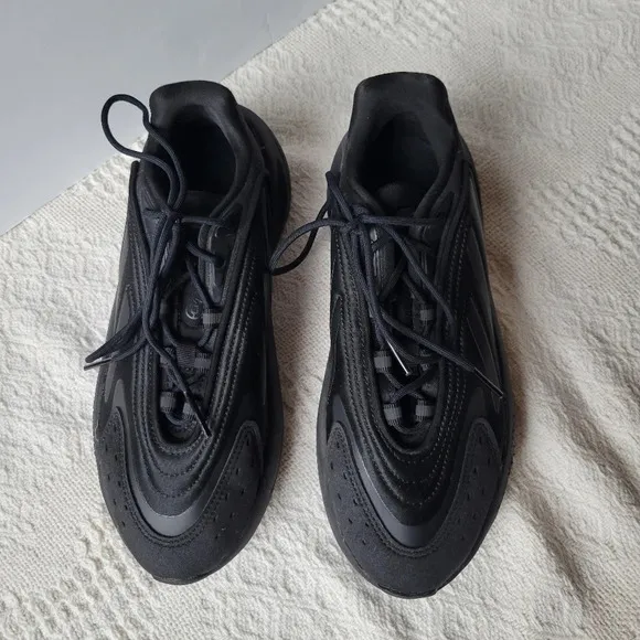 Adidas Ozelia Black Chunky Athletic Casual Sneaker