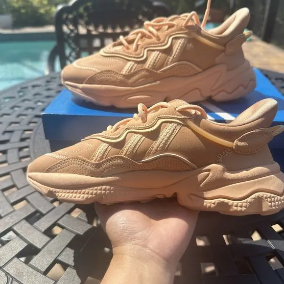 Adidas Ozweego Glow Orange Men's Athletic Shoes FZ1962 Size 4.5