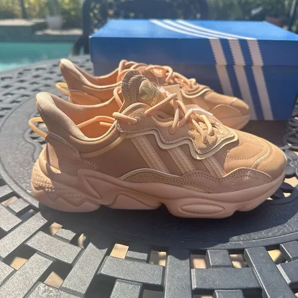 Adidas Ozweego Glow Orange Men's Athletic Shoes FZ1962 Size 4.5