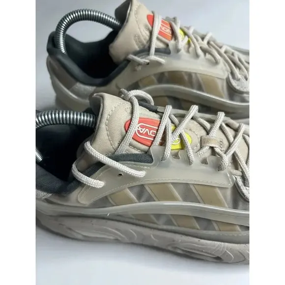 adidas Shoes Men’s 8.5 Oznova Low Bliss Feather Grey Sneaker Chunky GW9745 Flaw