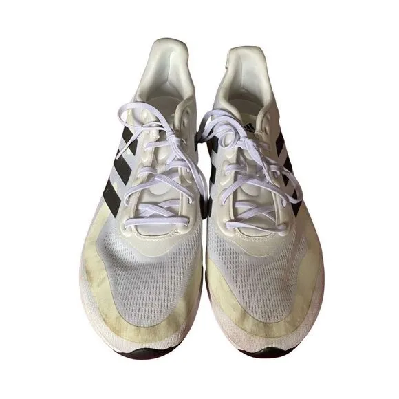 Adidas supernova men’s white and black running shoes size 11.5.