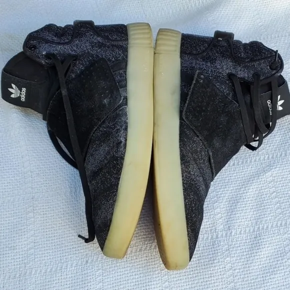 Adidas Tubular high tops 11‎