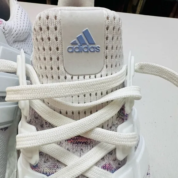Adidas Ultra boots 1.0 W DNA Running Shoes 91/2 cloud White violet fusion hearts