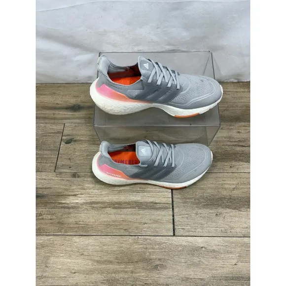 Adidas Ultraboost Running Shoes Gray Athletic Men's 8.5 Cushioned Comfort