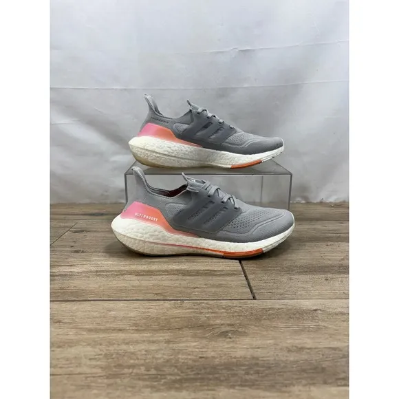 Adidas Ultraboost Running Shoes Gray Athletic Men's 8.5 Cushioned Comfort