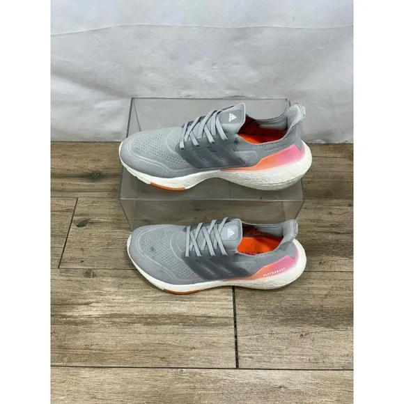 Adidas Ultraboost Running Shoes Gray Athletic Men's 8.5 Cushioned Comfort