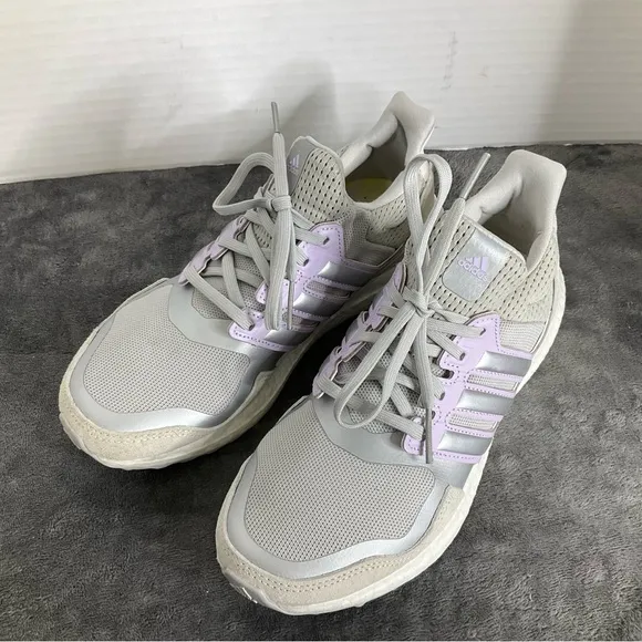 Adidas Ultraboost Women’s Size 7.5 Gray/Purple Metallic Tint DNA FW8390 Running