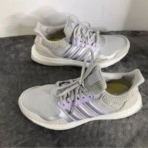 Adidas Ultraboost Women’s Size 7.5 Gray/Purple Metallic Tint DNA FW8390 Running