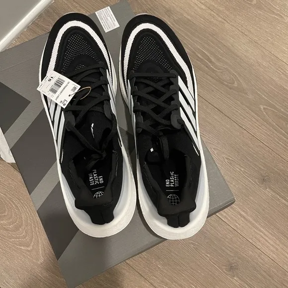 🔥ADIDAS ULTRABOOST🔥
