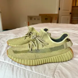 Adidas Yeezy Boost 350 V2 - Olive