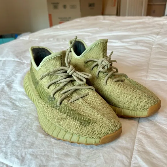 Adidas Yeezy Boost 350 V2 - Olive