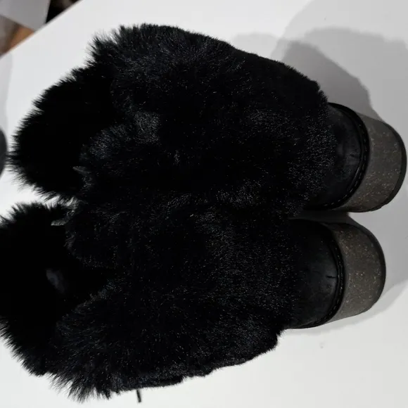 Aetrex Brooklyn Weatherproof Fur Lace Up Boot