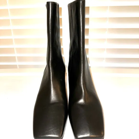 Aeyde Tabitha black square toe ankle boots 40=10