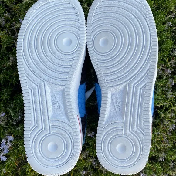 AIR FORCE Low White Shoes for Girls Size (5Y)