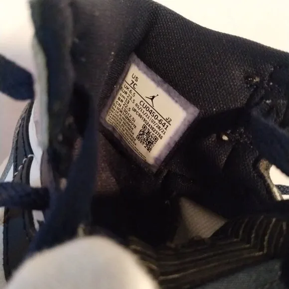 Air Jordan 1 Kids Retro High OG Atmosphere Lace‎ Up Sneakers Size 7c CU0450-641