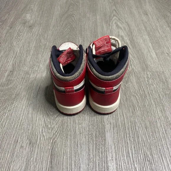 Air Jordan 1 Retro Lost And Found PS Shoe Size 12c Red FD1412-612 Preowned