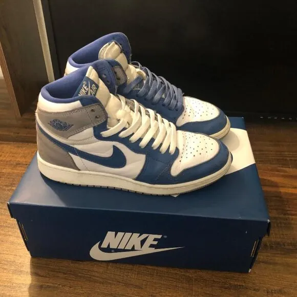 Air Jordan 1 True Blue Size 6 Youth