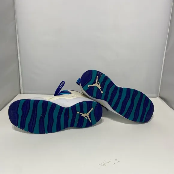 Air Jordan 10 Retro Charlotte Hornets Sneakers