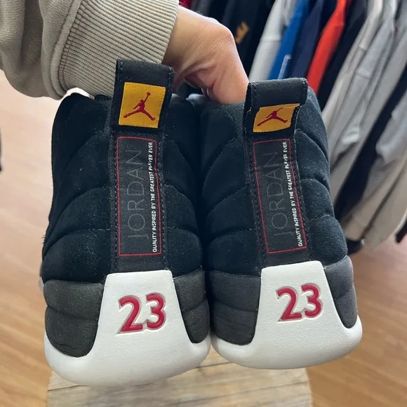 Air Jordan 12 Retro Reverse Taxi Size 13