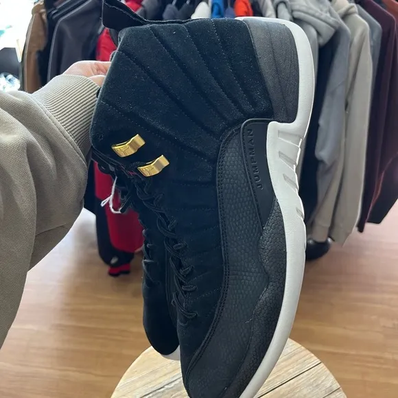 Air Jordan 12 Retro Reverse Taxi Size 13