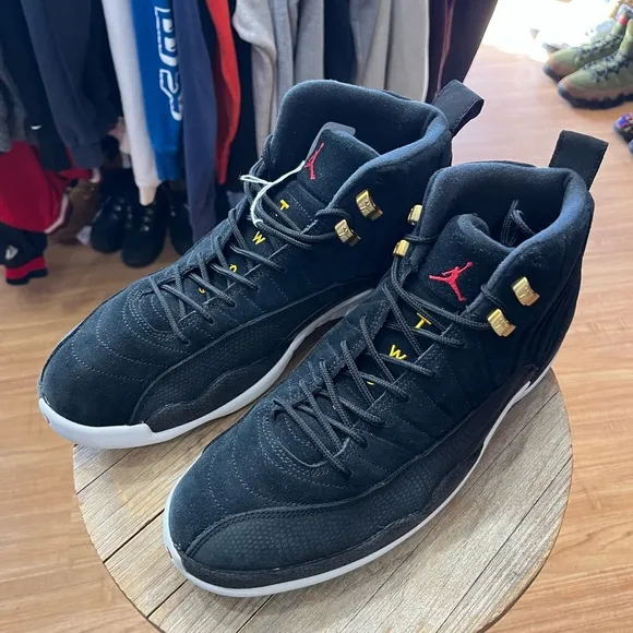 Air Jordan 12 Retro Reverse Taxi Size 13