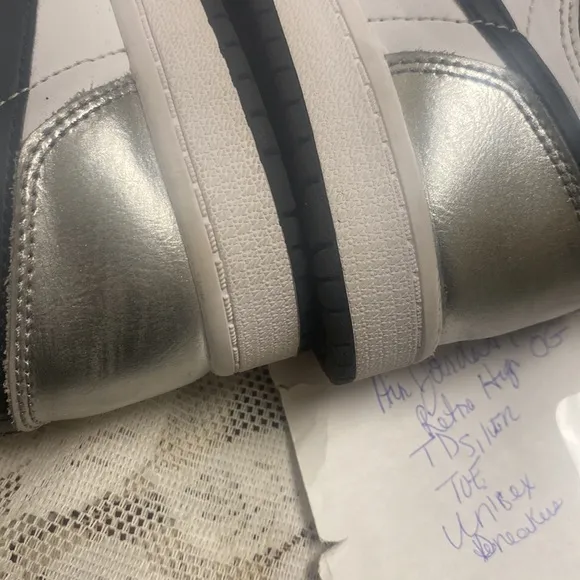 Air Jordan 1Retro high OG TD silver toe unisex sneakers.