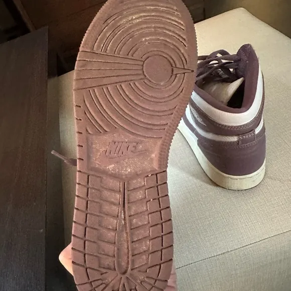 Air Jordan High-Top Sneakers in Purple/Mauve and White