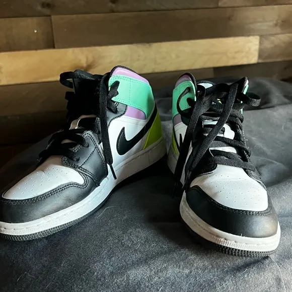 Air Jordan Neon Black and White High-Top Sneakers with Color Blocking Design