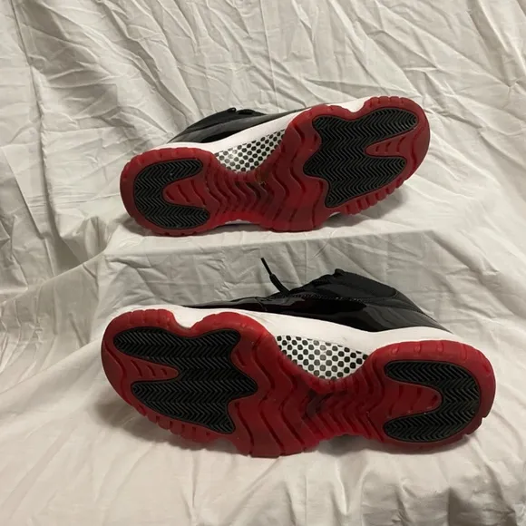Air Jordan retro 11 Bred 2019 size 13