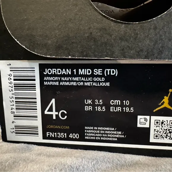 Air Jordan Retro High Sneakers